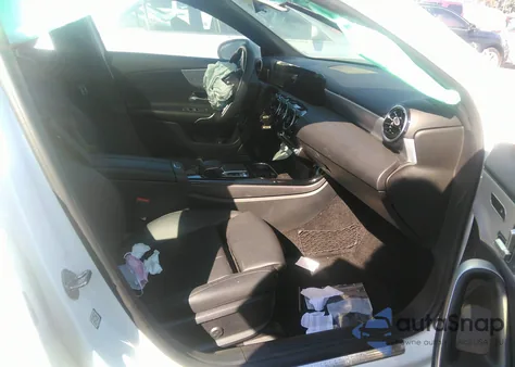 2019 Mercedes-Benz A 220 z USA, uszkodzony, nr VIN WDD3G4EB0KW026226